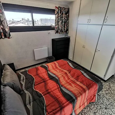 Suffren - 2 Pieces 4 Couchages Le Barcares. Ref: 10suf_305 Mae-1523 Apartment